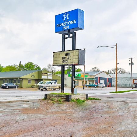 Oyo Hotel Pipestone Mn, Canterbury Park Exterior photo