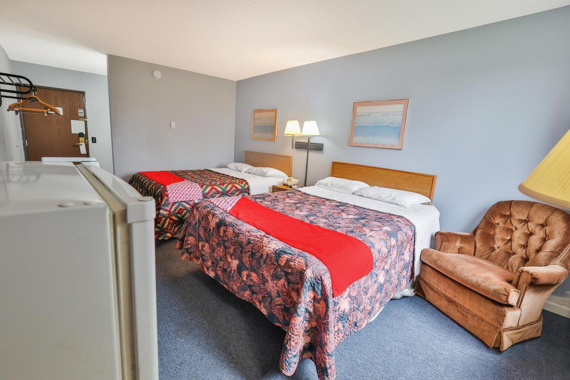 Oyo Hotel Pipestone Mn, Canterbury Park Exterior photo